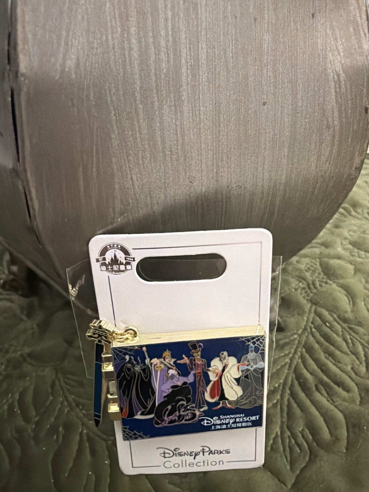 Disney pin authentic 2025 villains signature shanghai disneyland