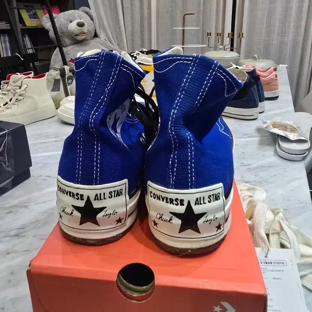 Converse Chuck High Sketch Sneakers 275 - Barely Worn