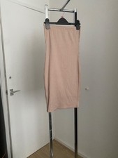 Boohoo dress pink strapless stretch ribbed UK 6 great condition please detail