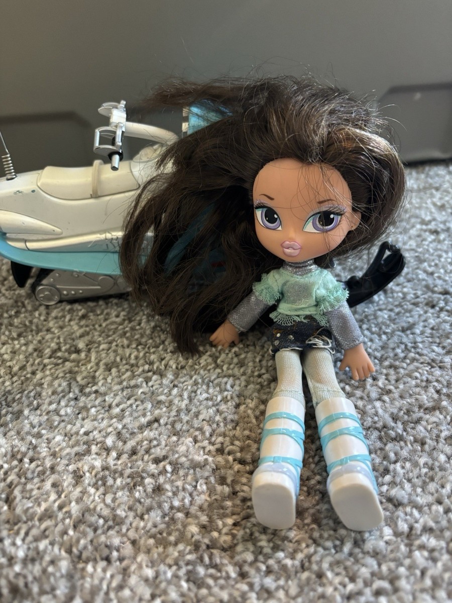 Bratz KIDZ Winter Vacation DANA with RC Snowmobile Vintage MGA