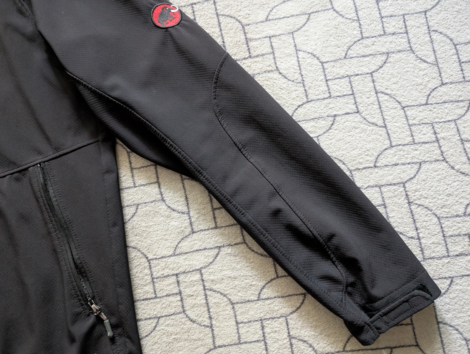 ● MAMMUT SOFTECH WINDSTOPPER FULL ZIPPER BLACK JA… - image 5