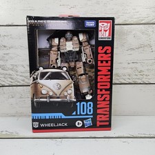 Transformers Rise Of The Beasts Studio Series 108 Wheeljack Deluxe 2024 Figure
