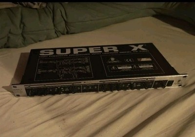 Behringer Super X