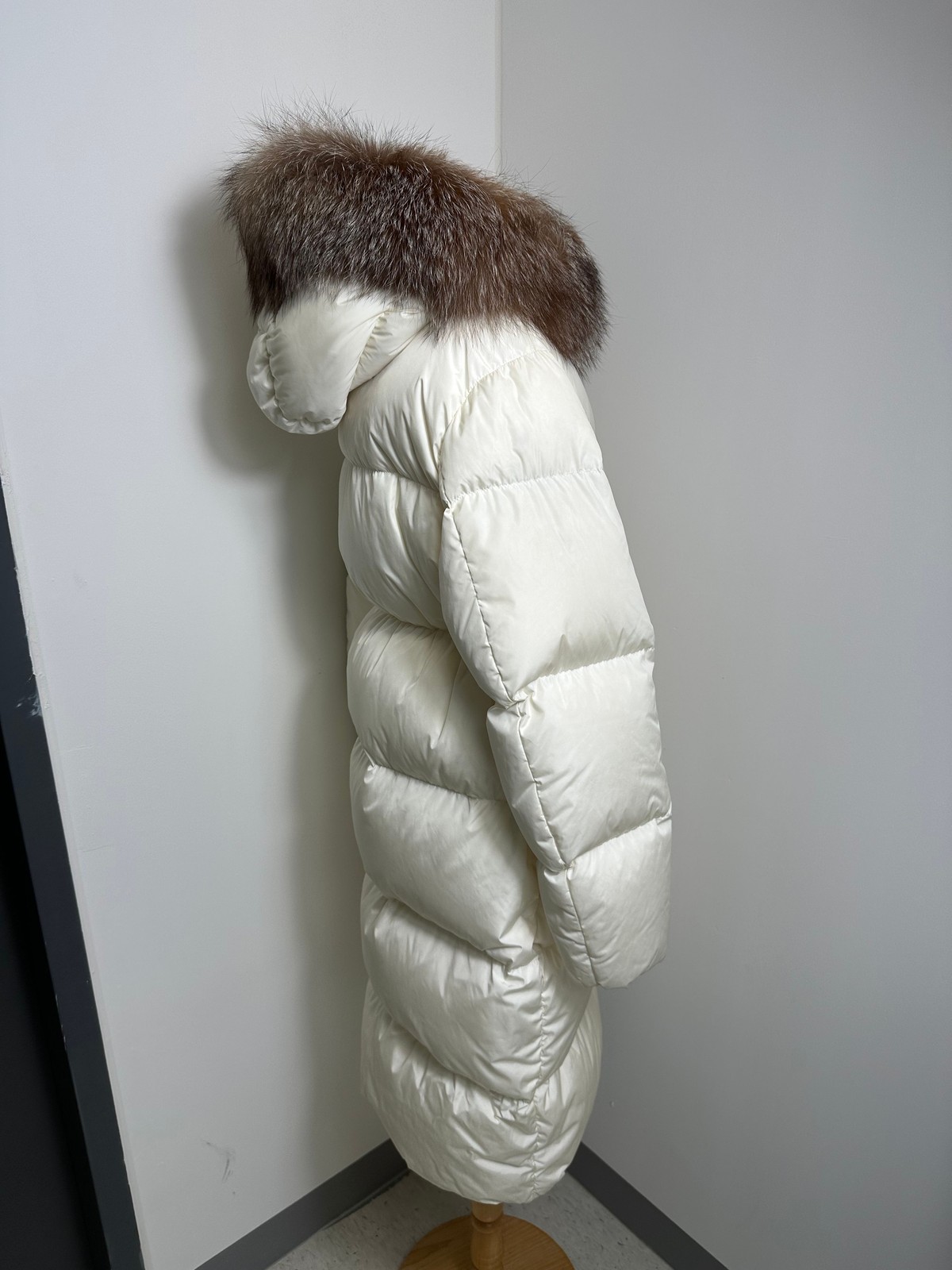 Moncler Marioniere 4 145629539 thumbnail 4