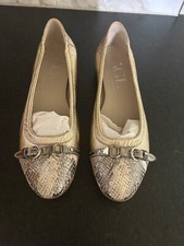 AGL Attilio Giusti Leombruni Snakeskin Cap Gold Ballet Flats Size 42
