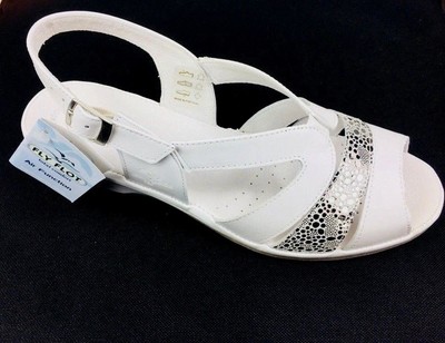 fly flot anatomic sandals