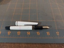 Vintage Osmiroid 75 White Fountain Pen With Gold Nib Broken Leaks For Parts