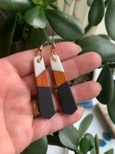 Brand new Boho black and white wood resin long dangle drop earrings trendy