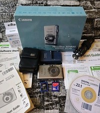 Canon PowerShot SD400 Digital Elph Camera Bundle 3x Zoom 5.0 MP Silver WORKS