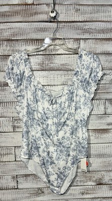  NWT Cider Vintage Inspired White & Blue Floral Ruffled Bodysuit Size 4X