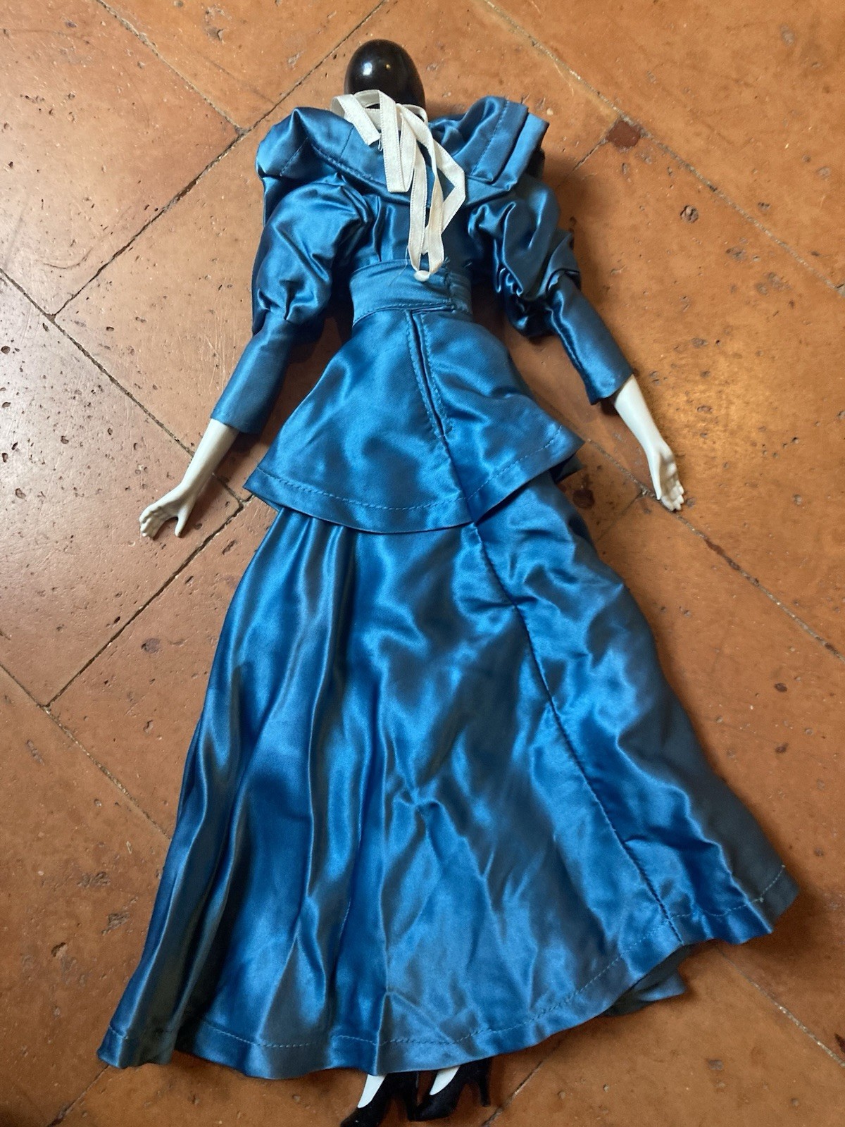 Foto 6 di 12