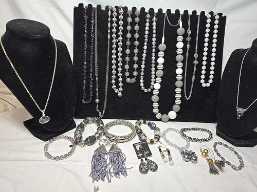 Vtg Now Gray Mixed Bulk Costume Jewelry Lot Necklaces Bracelets Earrings #1004
