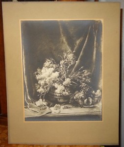Détails Sur Madeleine Lacourt Nature Morte Aux Fleurs Superbe Dessin Au Fusain