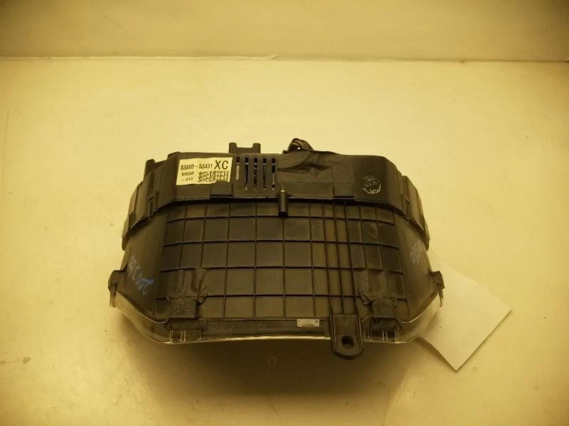 02-05 LEXUS IS300 VELOCÍMETRO CLÚSTER  Foto 3 de 4