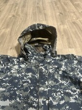 US Navy Working Parka Men's Medium Reg Blue Digital Camo Gore-Tex Hooded Waterpr