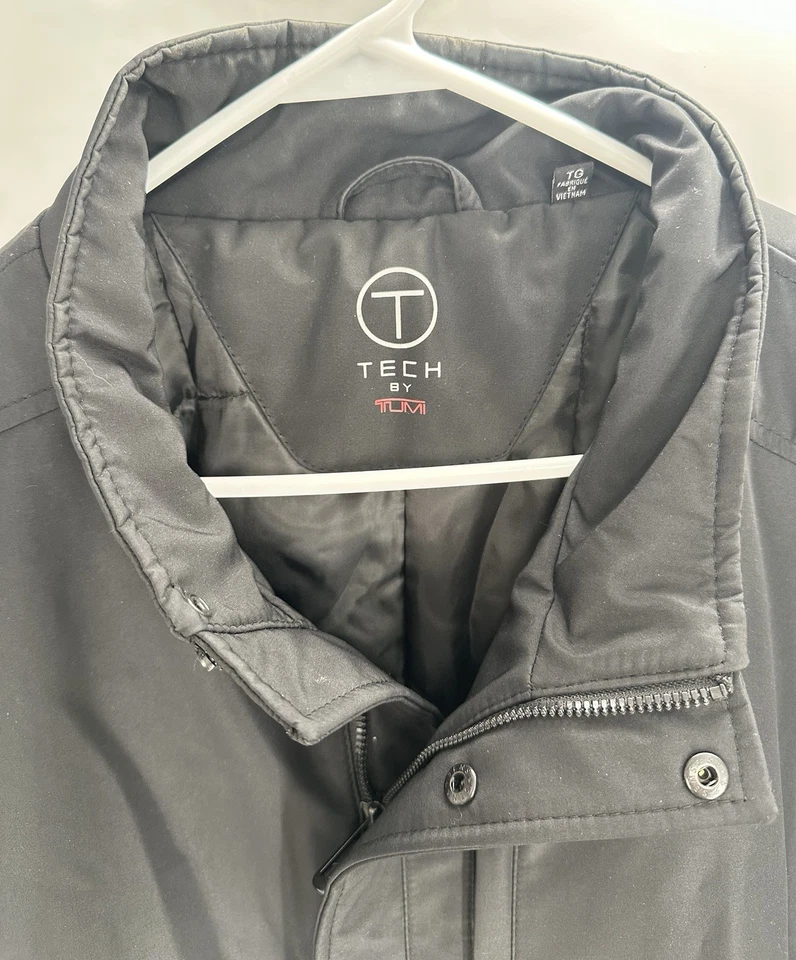 Tumi T-Tech Jacket Men's Black Water Resistant Insulated Full Zip Jacket Size XL - Image 4 of 4