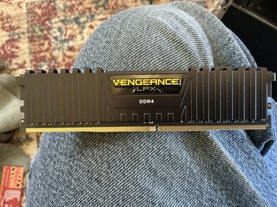 Corsair Vengeance LPX 16GB (2x8GB) DDR4-3200 DIMM Non-ECC CMK16GX4M2B3200C16