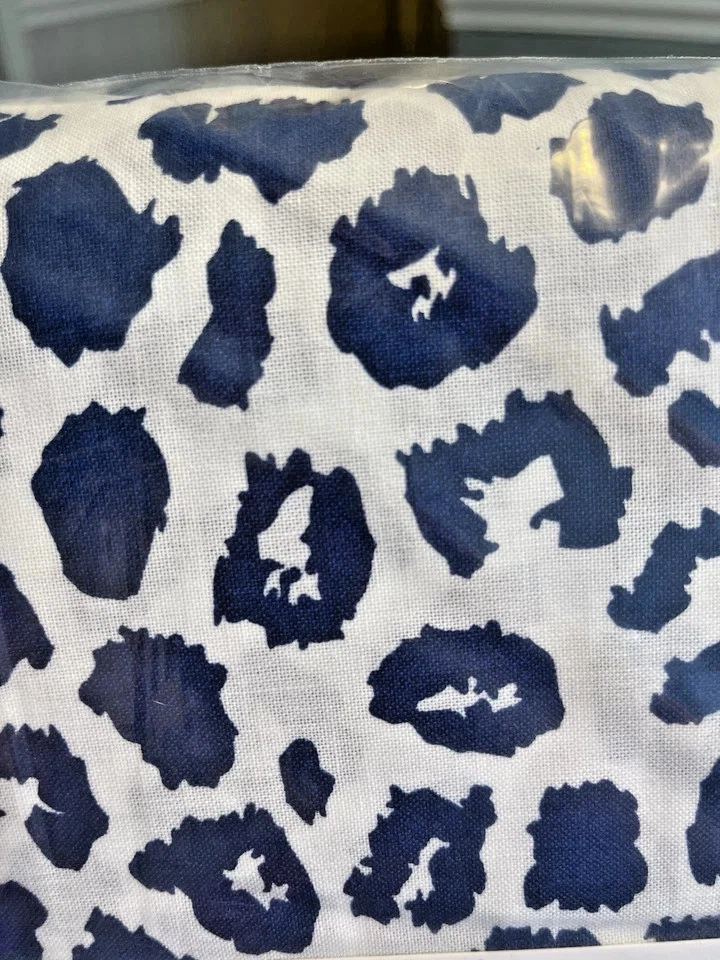 IKEA Kvastfibbla Full/Queen DUVET COVER 2 PILLOWCASE SET Blue/White ANIMAL Print - Image 3 of 4