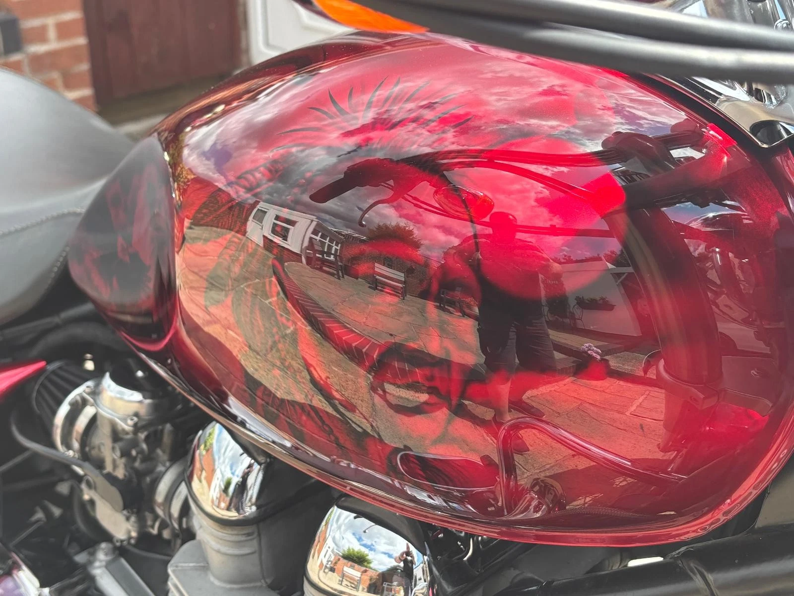 Triumph Bonneville America Stunning One Off Airbrush Paintwork - Picture 7 of 23