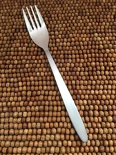 555 Stainless China Satin Handle Round Pointed Tip DINNER FORK 7 1/8"