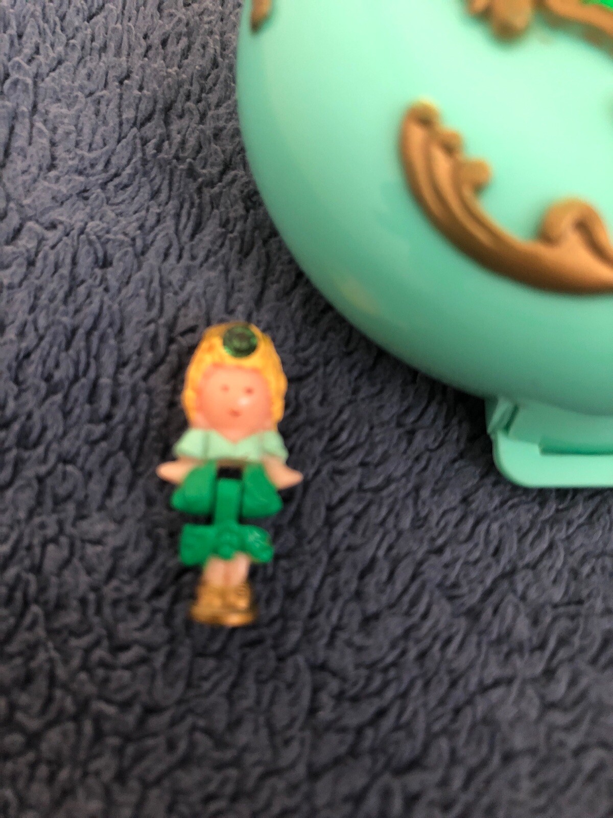 polly pocket pretty present locket