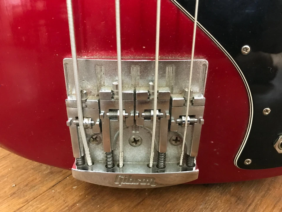 1982 Gibson Victory Standard электрическая бас-гитара с оригинальным чехлом Gibson и многое другое - Изображение 4 из 4