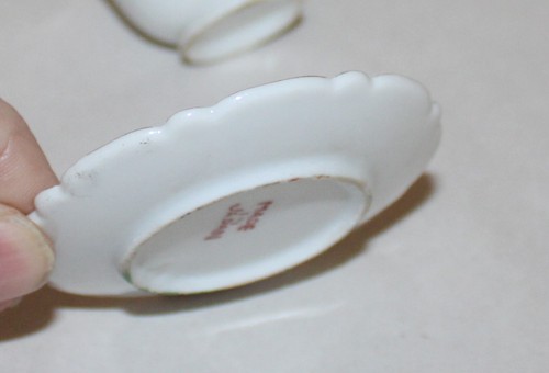 Juego de 4 tazas de té y platillos de porcelana de hueso miniatura vintage pintados a mano hechos en Japón - Imagen 13 de 13