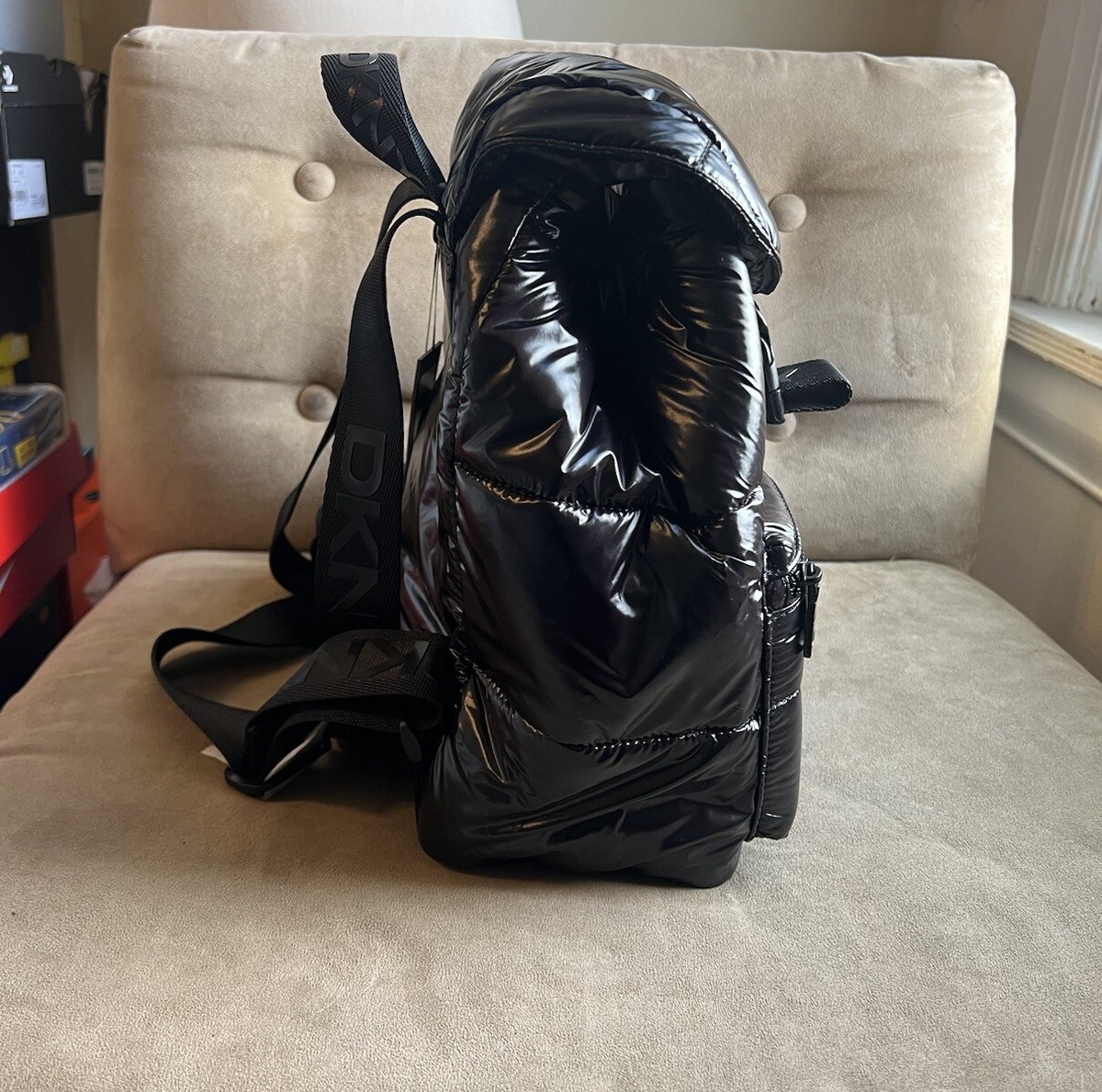 DKNY DONNA KARAN COOL BLACK AVIA PUFFER SIGNAGTURE BACKPACK  display picture 2