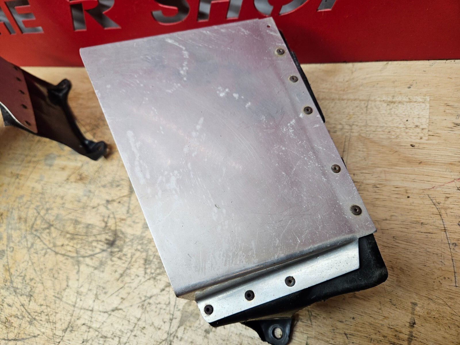 10 Honda TRX 250R OEM 1986 1987 OMF Radiator SHROUDS **NICE** TRX250R