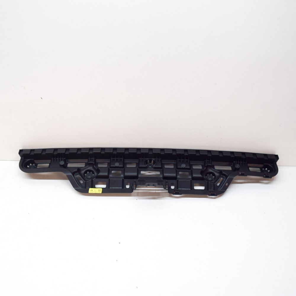 BMW X6 G06 Heckstoßstange Mittelhalterung 7425449 51127425449 2021 