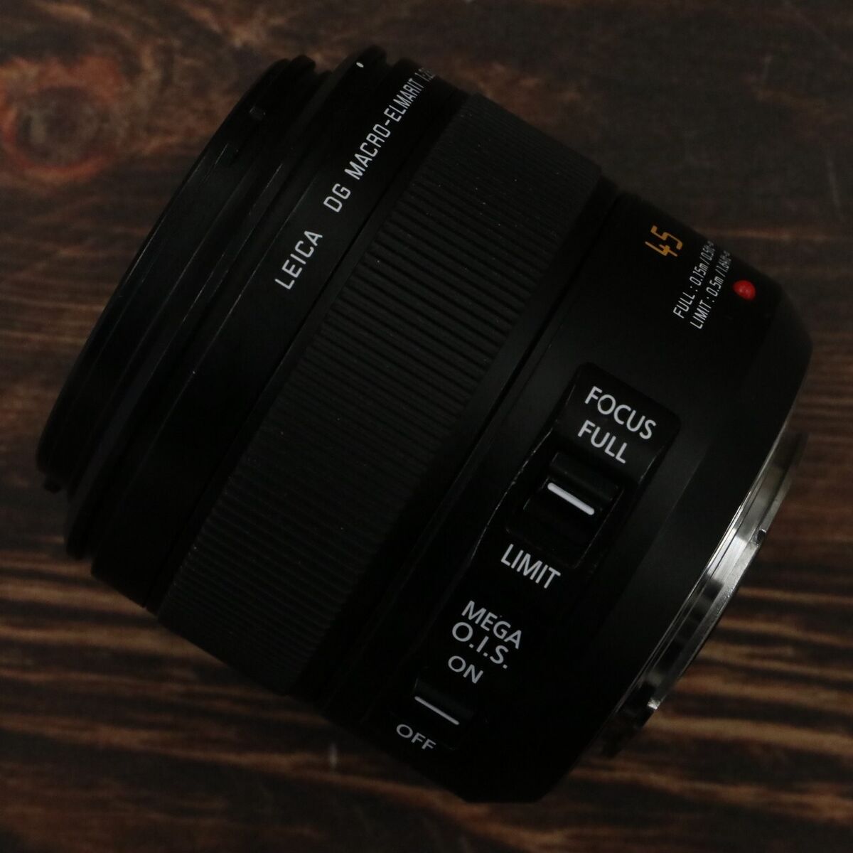 Panasonic Leica DG MACRO ELMARIT 45mm F/2.8 ASPH.MEGA O.I.S. Panasonic Leica DG MACRO ELMARIT 45mm F/2.8 ASPH.MEGA O.I.S.