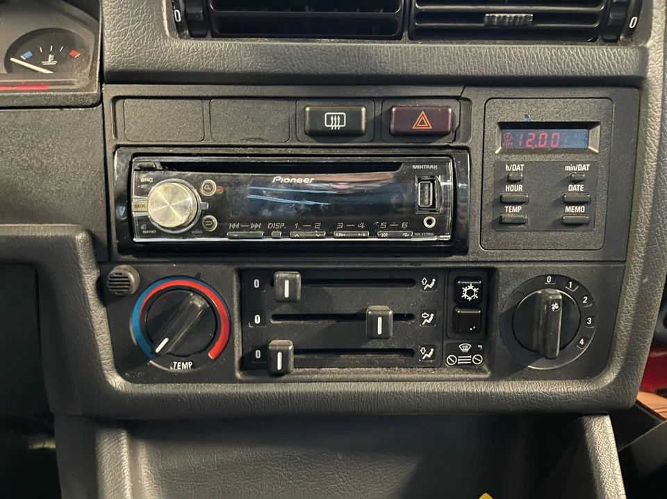 Interruptor de recirculación control calefacción aire acondicionado BMW E30 325iX M3 1987-1993 Foto 2 de 4