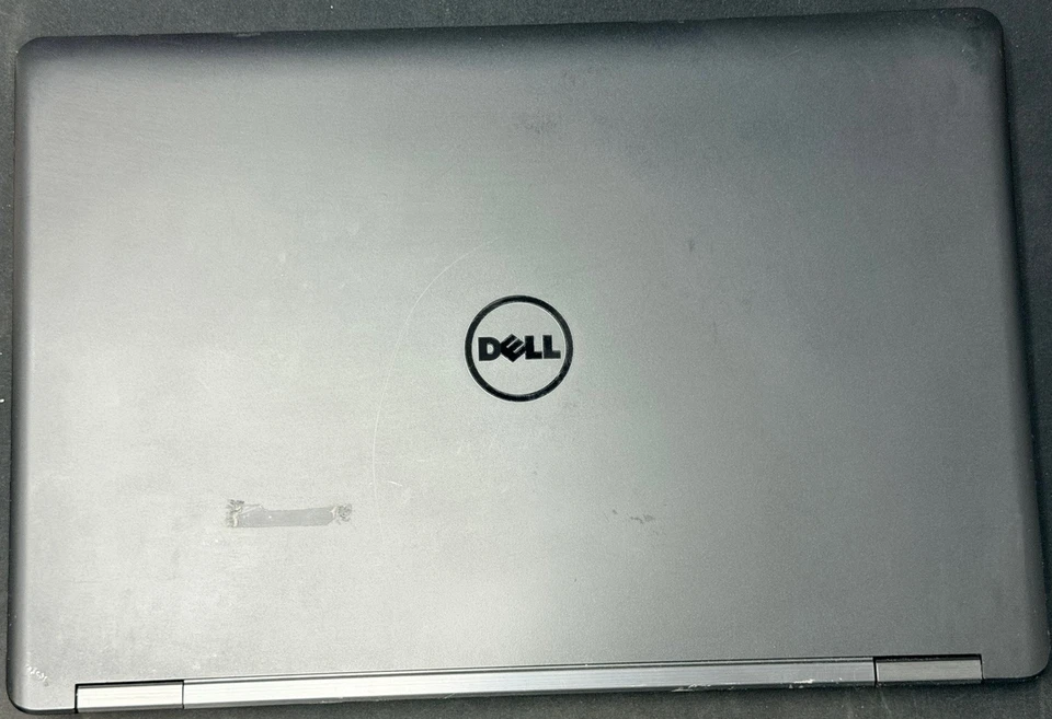 - Dell Latitude E5550 / i5 5ta generación / 8gb ram / 256gb SSD / win 10 pro Foto 4 de 4