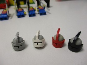 (AH 4) LEGO 375 YELLOW KNIGHTS CASTLE with original box and BA