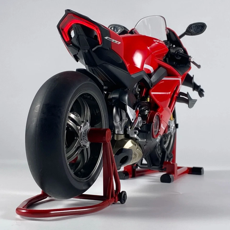 Diecast Spray 1:6 Ducati V4 Motorcycle Alloy Model Collection Miniature Voiture - Image 3 of 4