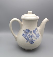 VTG Pfaltzgraff Stoneware Yorktowne 7 Cup Coffee Pot  Lid Blue Floral 490Y  