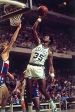 Paul Silas Of The Boston Celtics Goes Up For A Shot 1975 OLD PHOTO