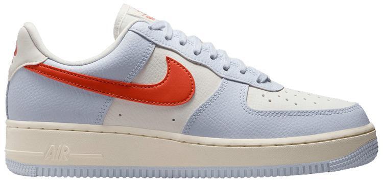 nike grey and coral shoes