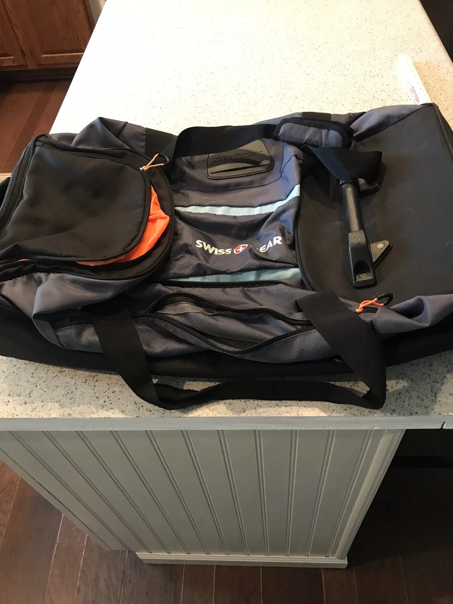 Swiss gear rolling duffel top