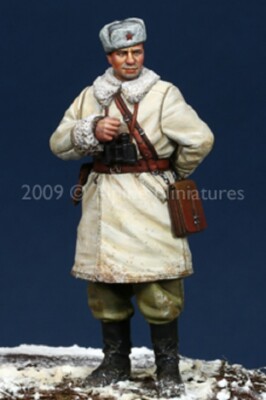 MW22 ALPINE MINIATURES 35090 WW2 RUSSIAN AFV CREW #1  1/35 FIGURE