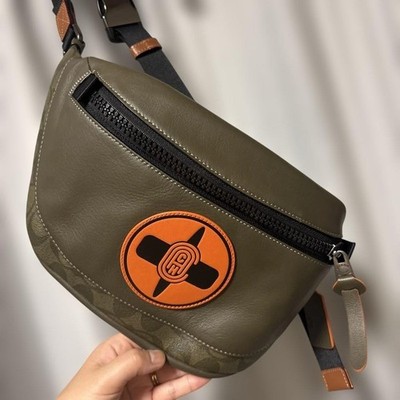 希少♡限定品♡NARUTOコラボ♡COACH コーチ シグネチャー ボディバッグ s-l400.jpg