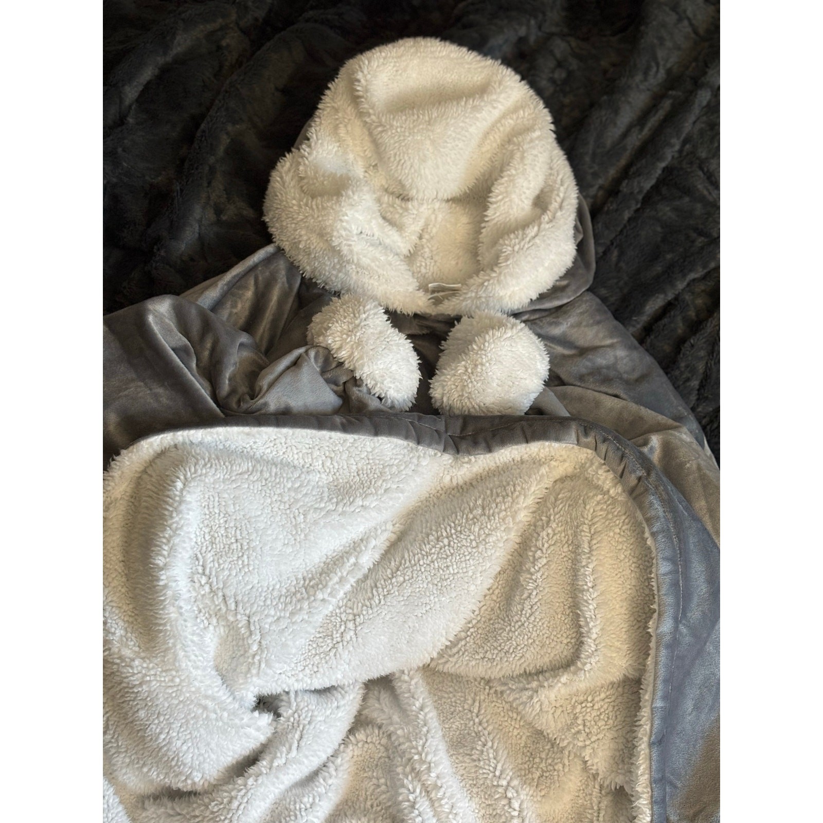 Oversized Wearable Blanket Hoodie OS image 4