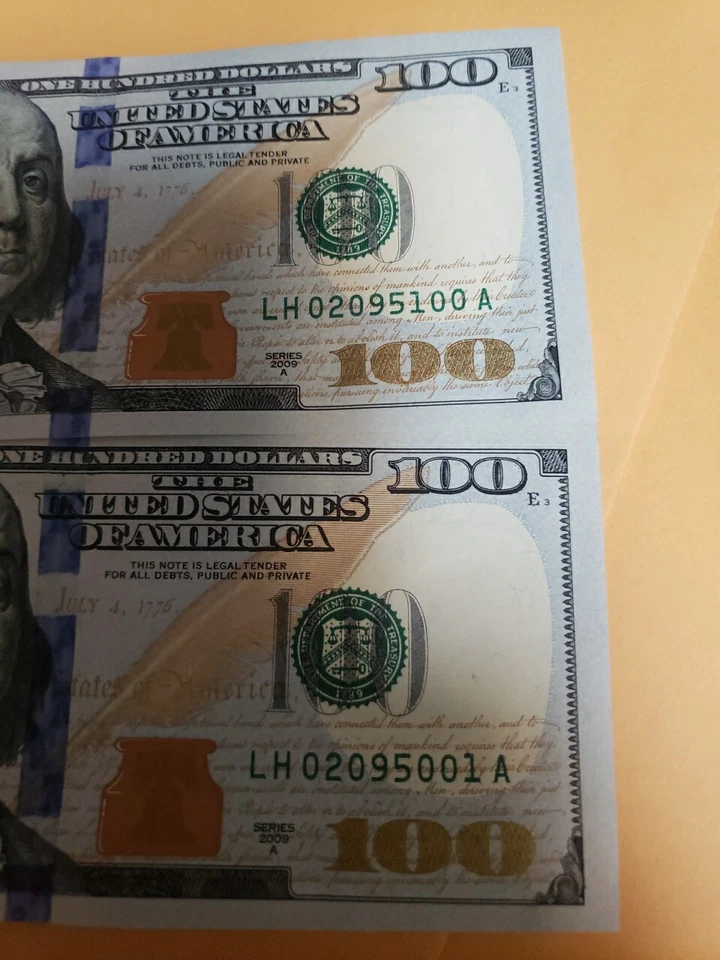 $100 CASH (1) One Hundred Dollar Bill Series Are Switched Check It Out Rare Find - Image 2 of 4