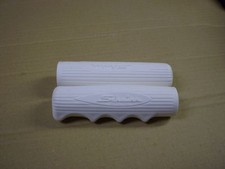 Schwinn Stingray Bicycle White Slimline Handlebar Grips Cotton Picker Krate 