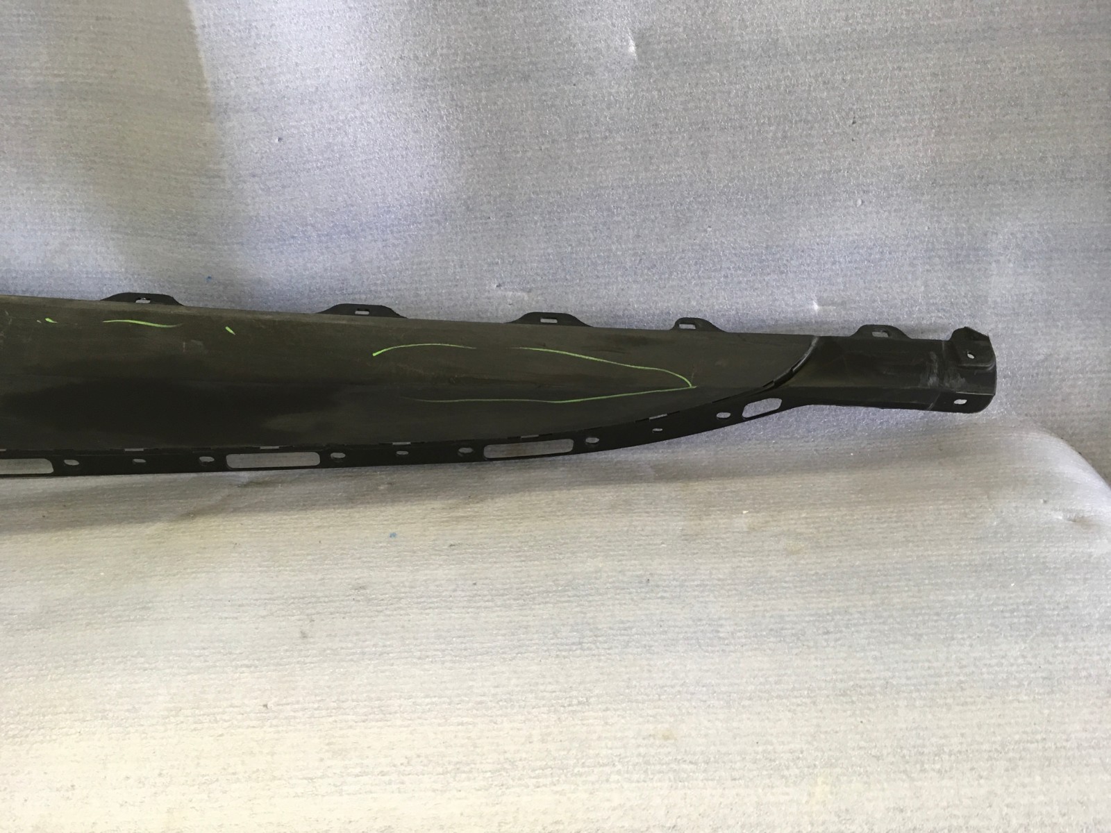 2014 2015 2016 BMW I8 left door sill cover PART#51777336367 OEM