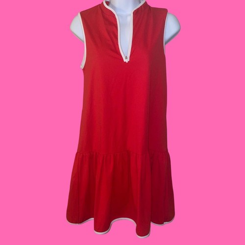 This TCEC Athletic Front Quarter Zip Dress features a sleeveless design small