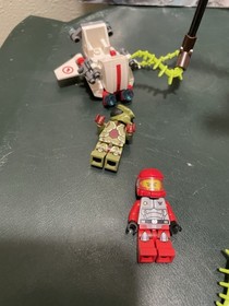 Lego Space Galaxy Squad: 70702 Warp Stinger Minifigures & Directions Prebuilt