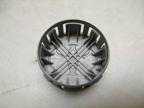 2022 Toyota Corolla Wheel Center Cap OEM - Picture 5 of 6