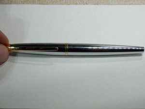 Cross ATX Fountain Pen Medalist Chrome & Gold