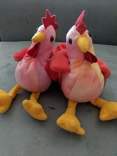 Ty Beanie Babies Strut the Rooster 1996 lot of 2 PE Pellets